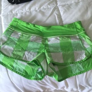 Lululemon speed shorts size 6